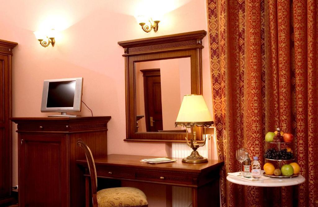 Optima Collection Dnipro Hotel Szoba fotó