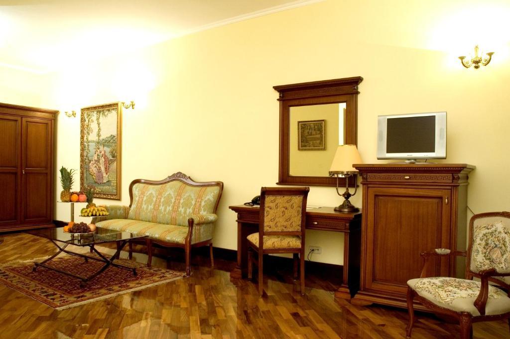 Optima Collection Dnipro Hotel Szoba fotó
